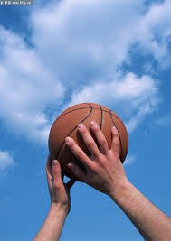 个人开发者斩获千万流水的首个产品，居然是一款不用充钱的“氪金游戏”